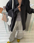 16q34 Basic elastic-waist khaki trousers