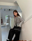 16q34 Basic elastic-waist khaki trousers