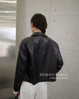 16a30 Leather jacket with Peter Pan collar and buttoned sleeves