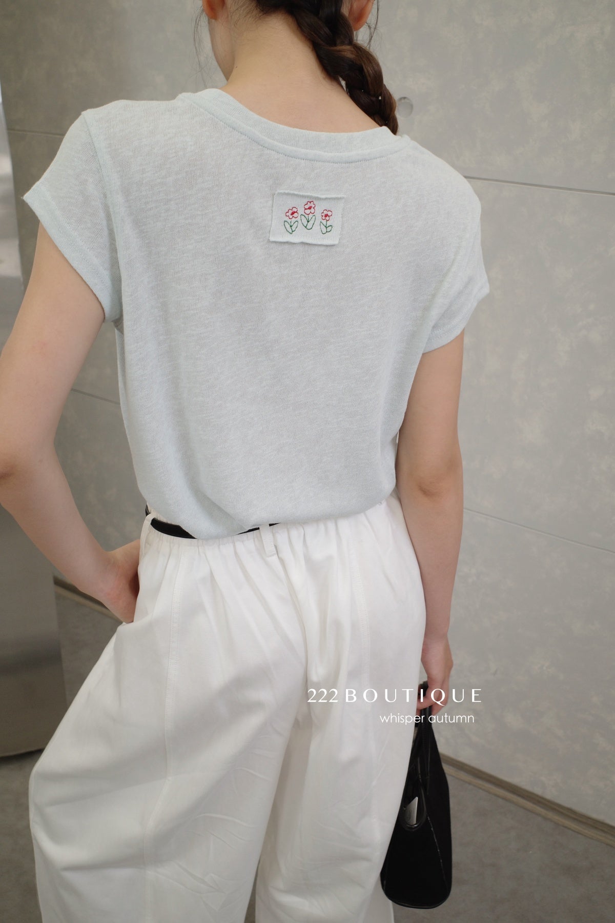 16A8 Basic Mongtoghi cashmere top