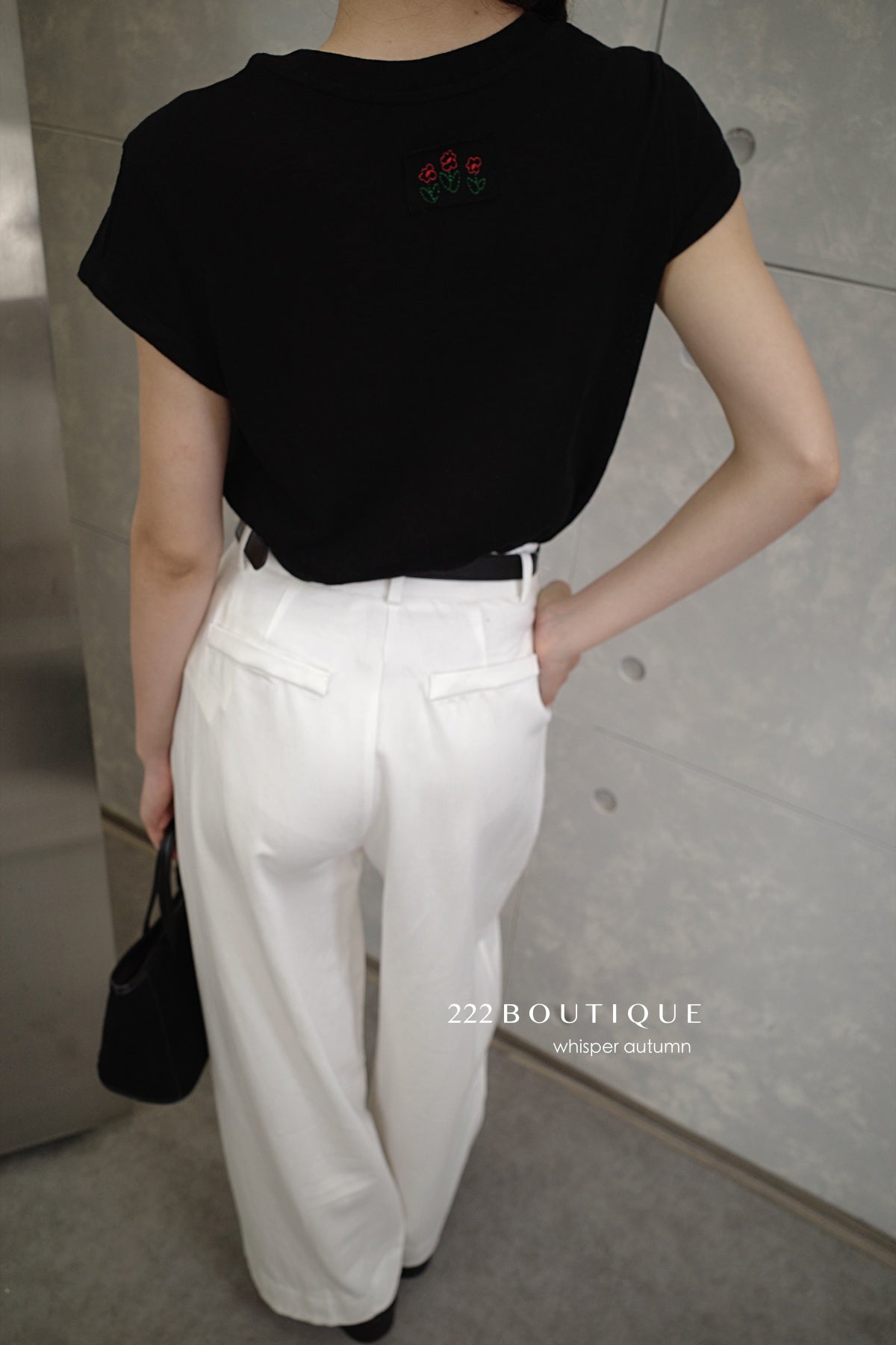 16A8 Basic Mongtoghi cashmere top
