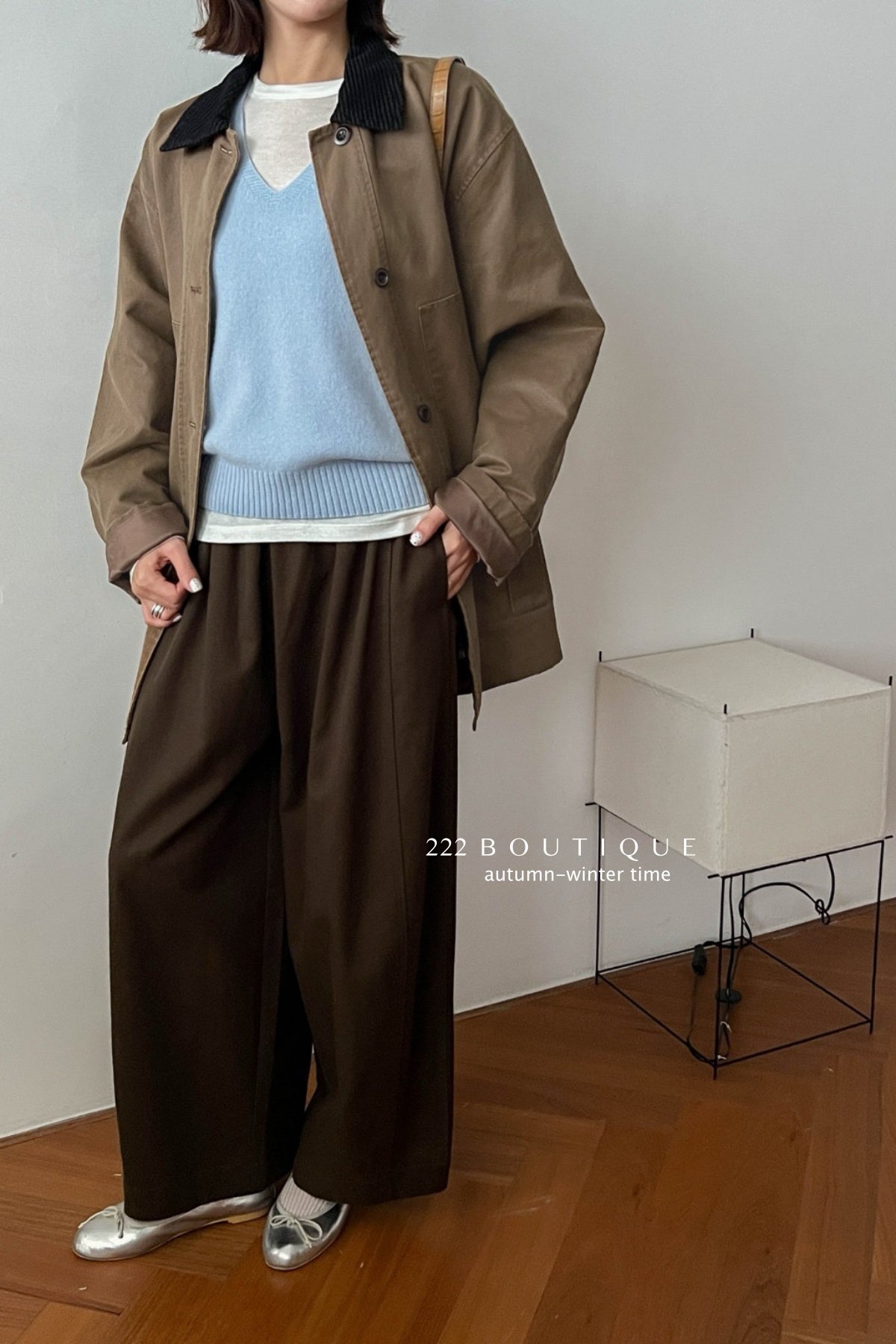 17a35 Basic cashmere knit vest with chest lettering