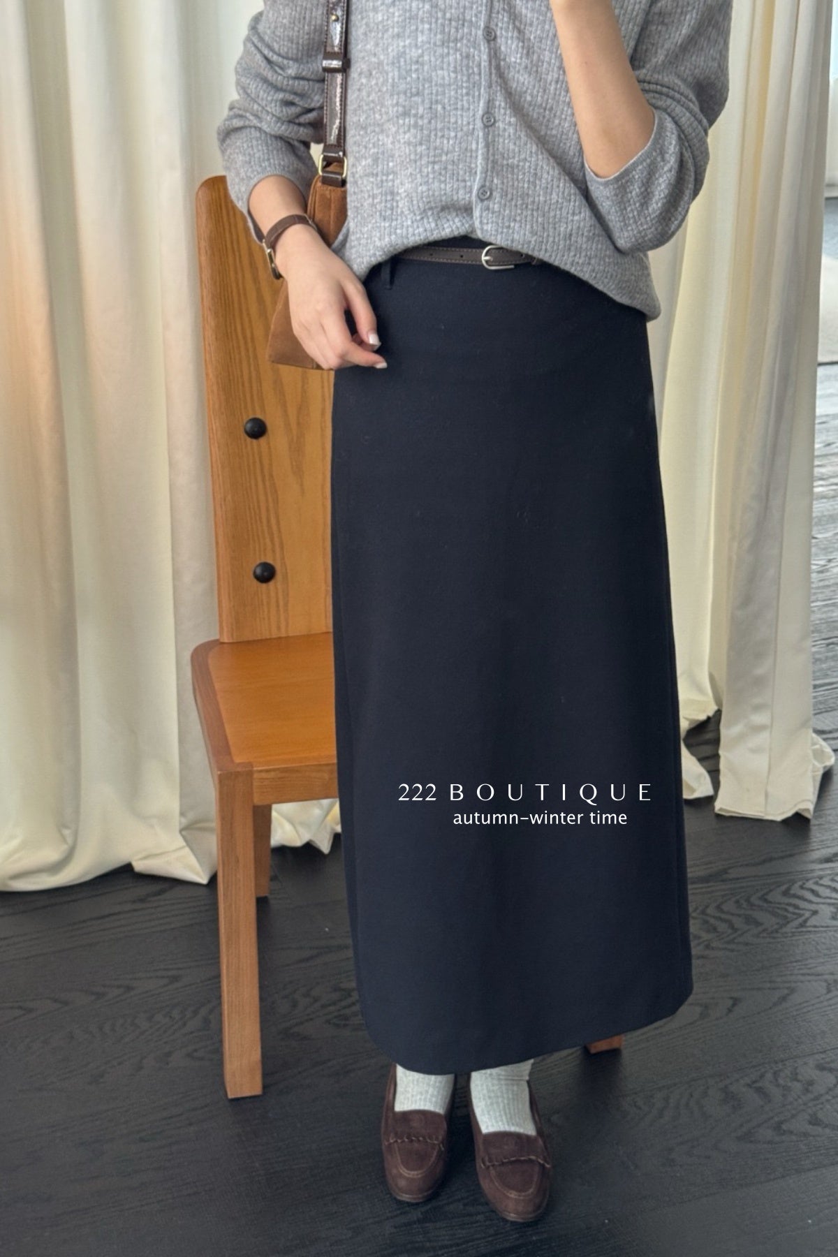 17v12 Poly pencil midi skirt