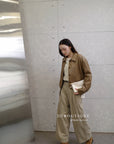 16a30 Leather jacket with Peter Pan collar and buttoned sleeves