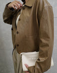16a30 Leather jacket with Peter Pan collar and buttoned sleeves