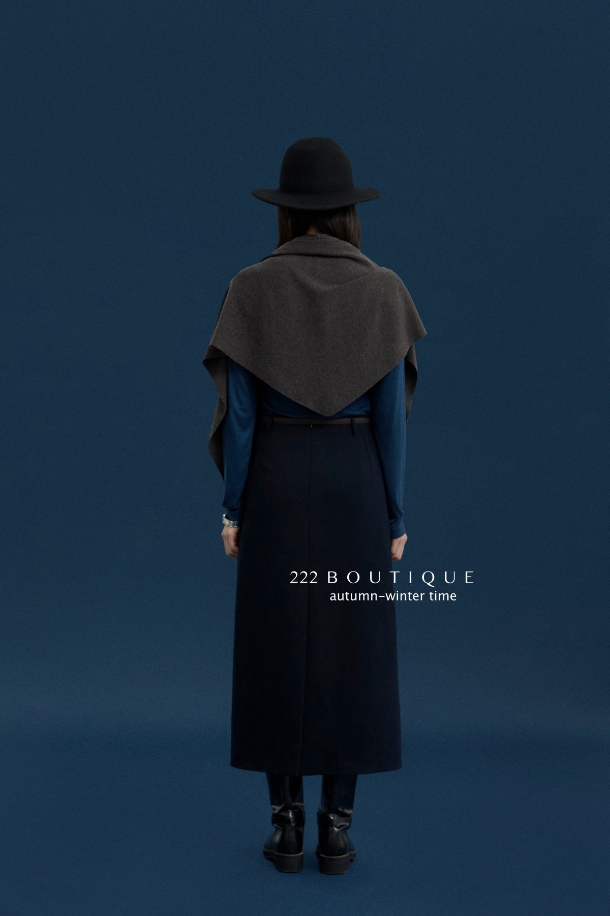 17v12 Poly pencil midi skirt