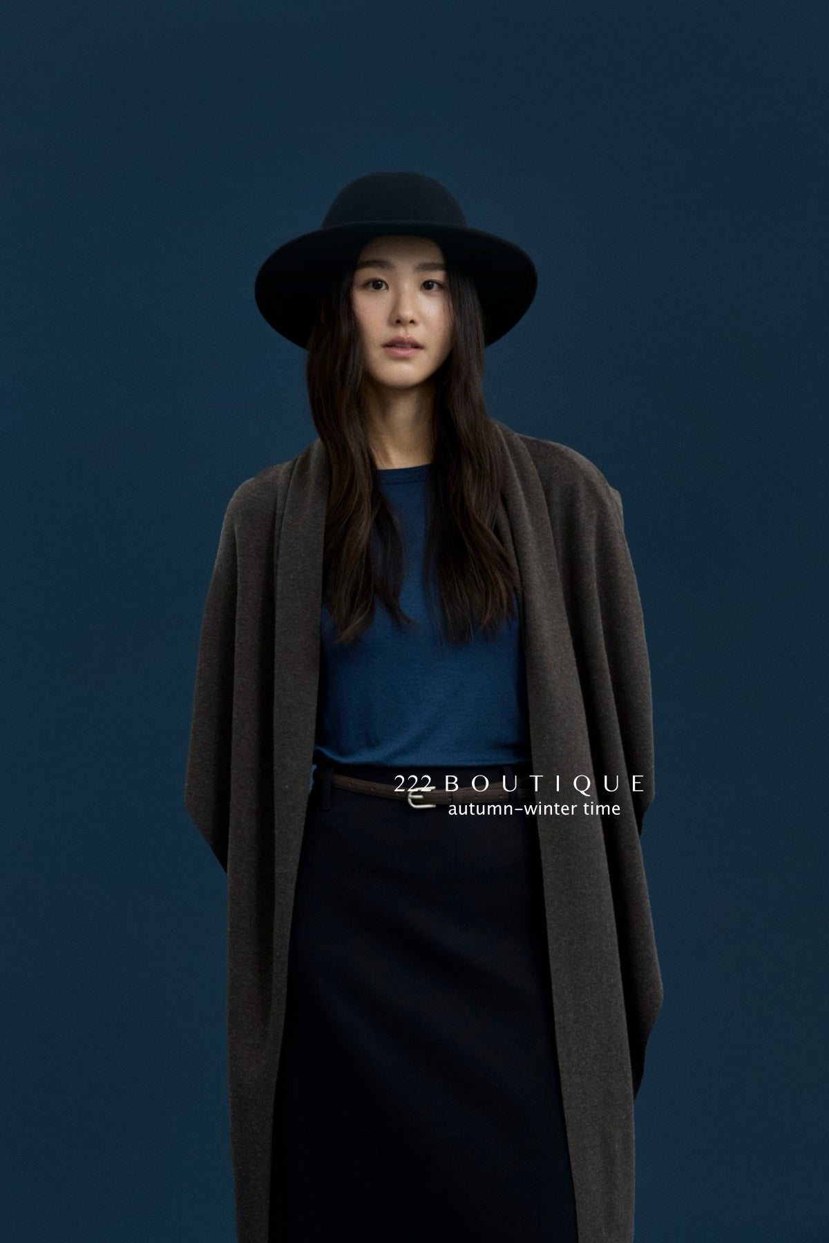 17v12 Poly pencil midi skirt