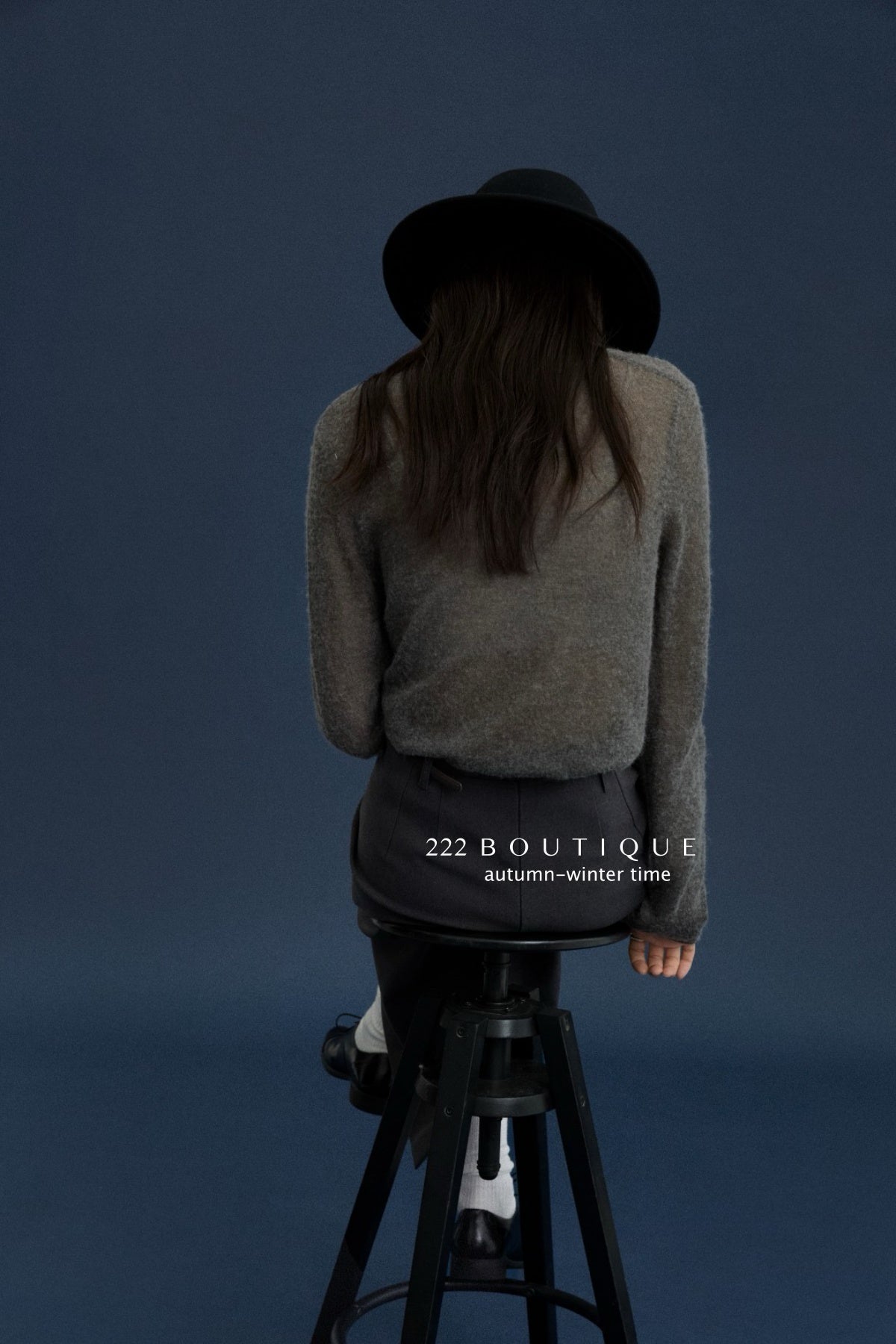 17v12 Poly pencil midi skirt