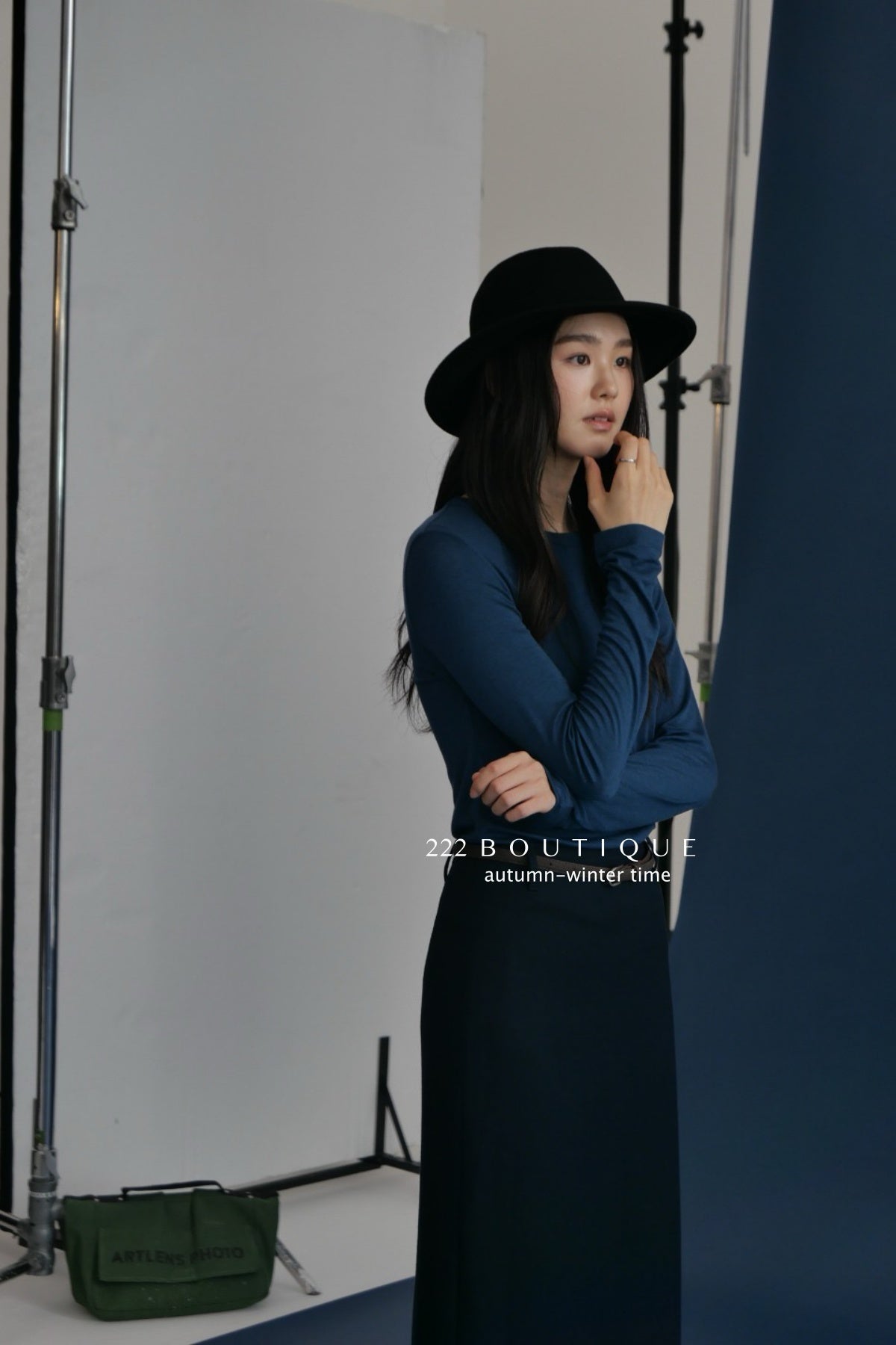 17v12 Poly pencil midi skirt