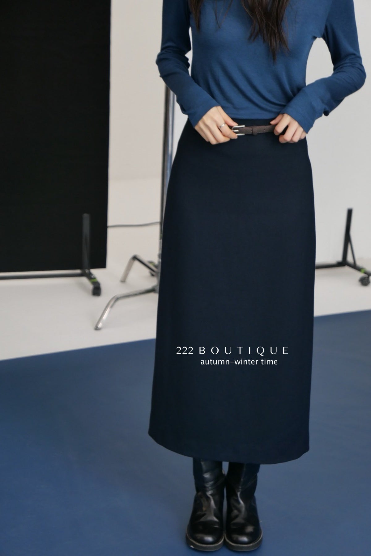 17v12 Poly pencil midi skirt
