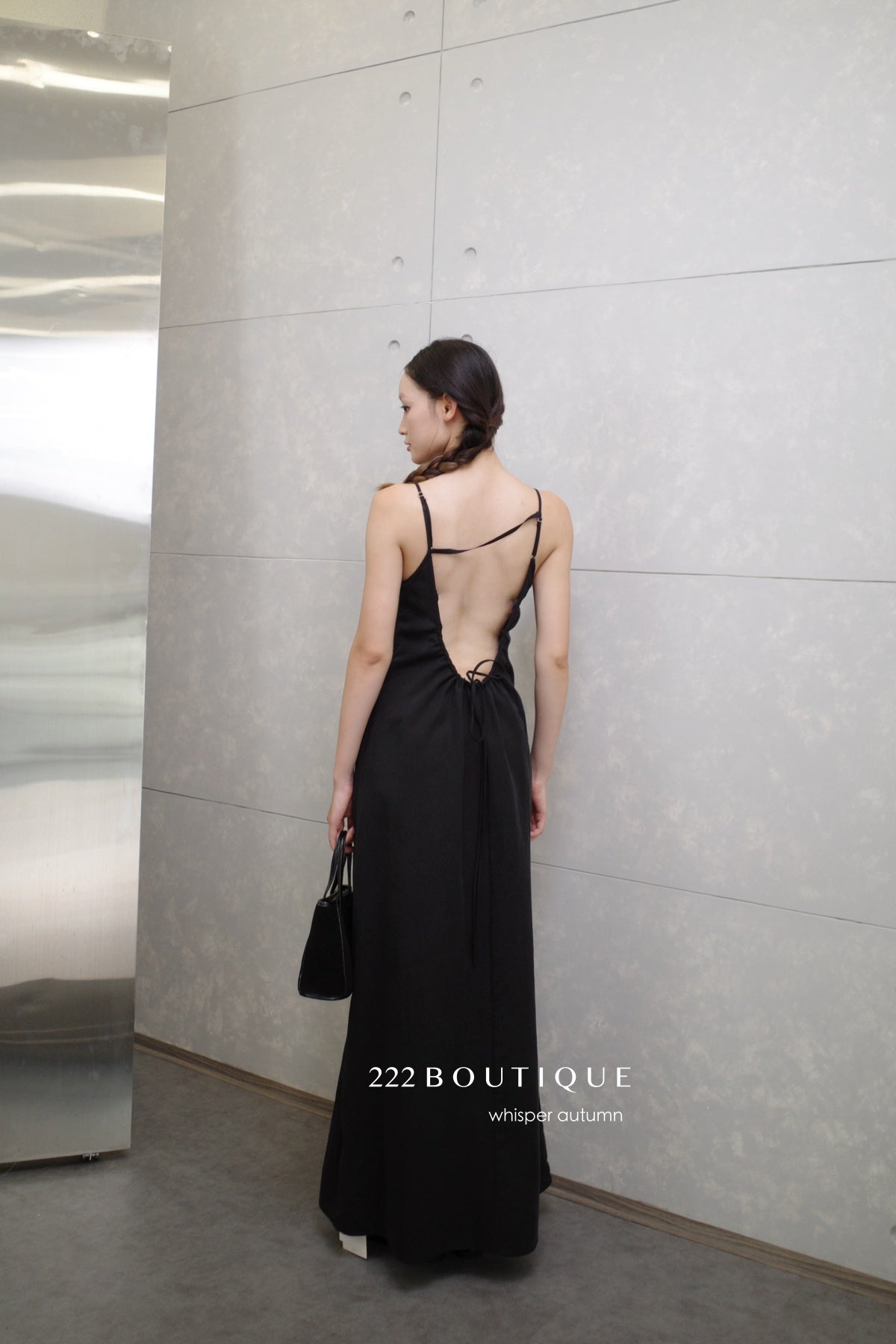 13v12 Linen strappy dress with back cut-out