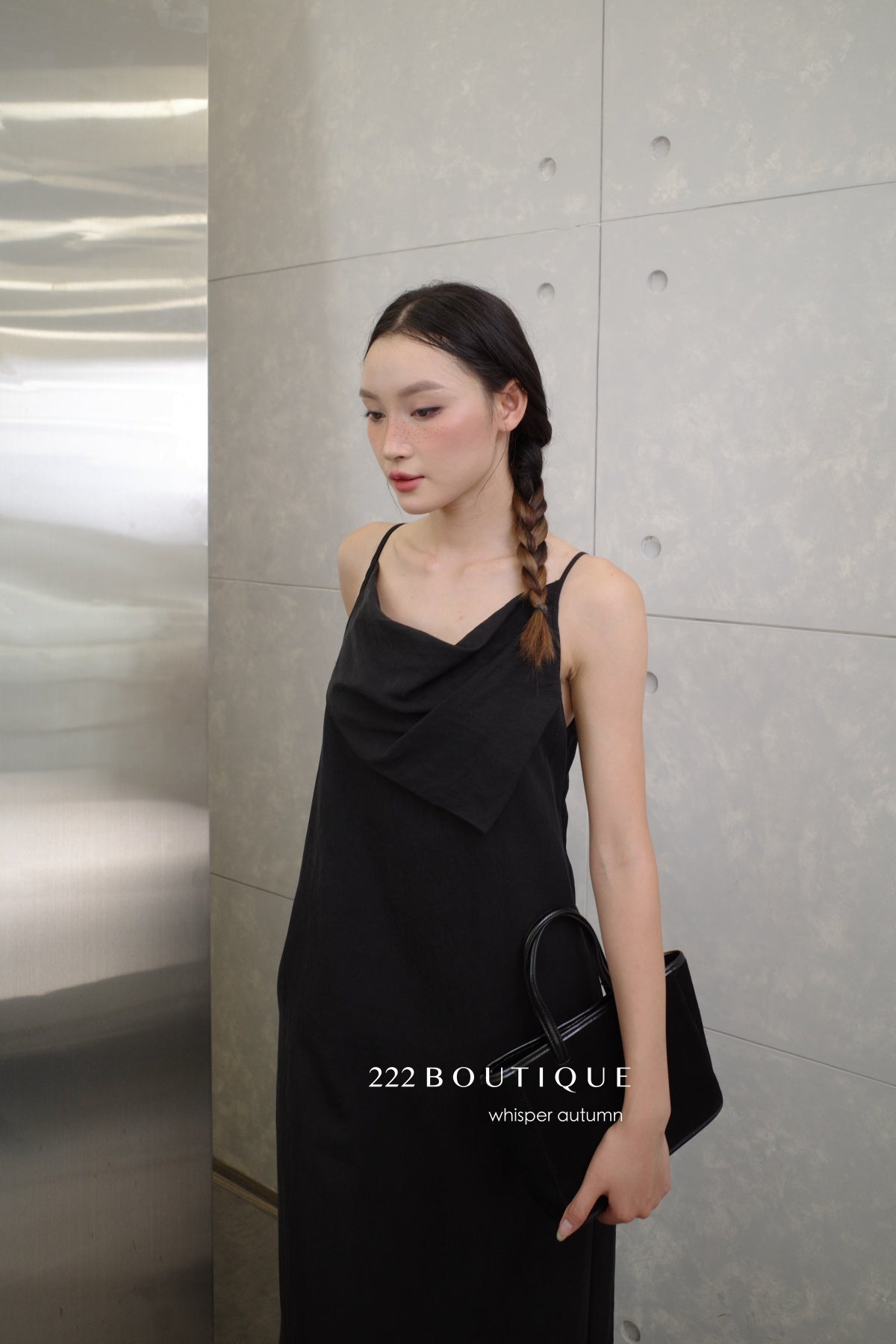 13v12 Linen strappy dress with back cut-out