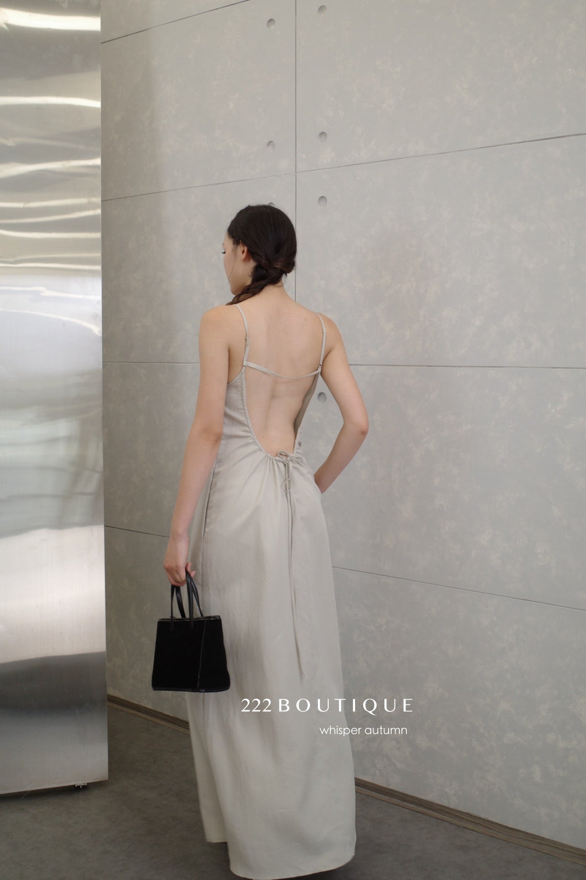 13v12 Linen strappy dress with back cut-out