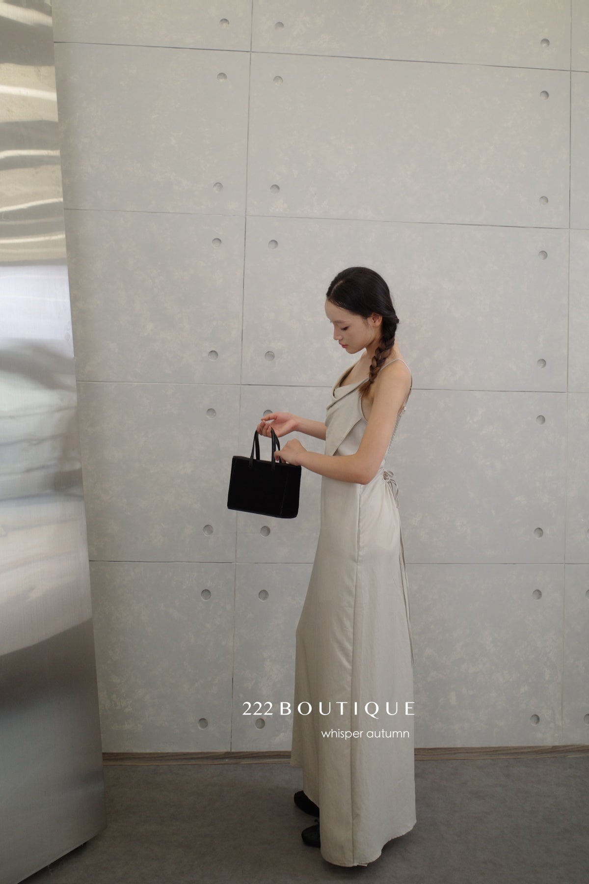 13v12 Linen strappy dress with back cut-out