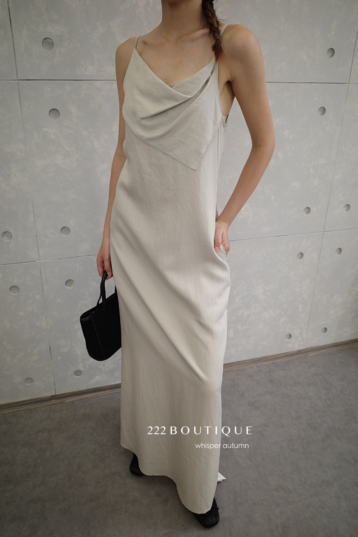 13v12 Linen strappy dress with back cut-out