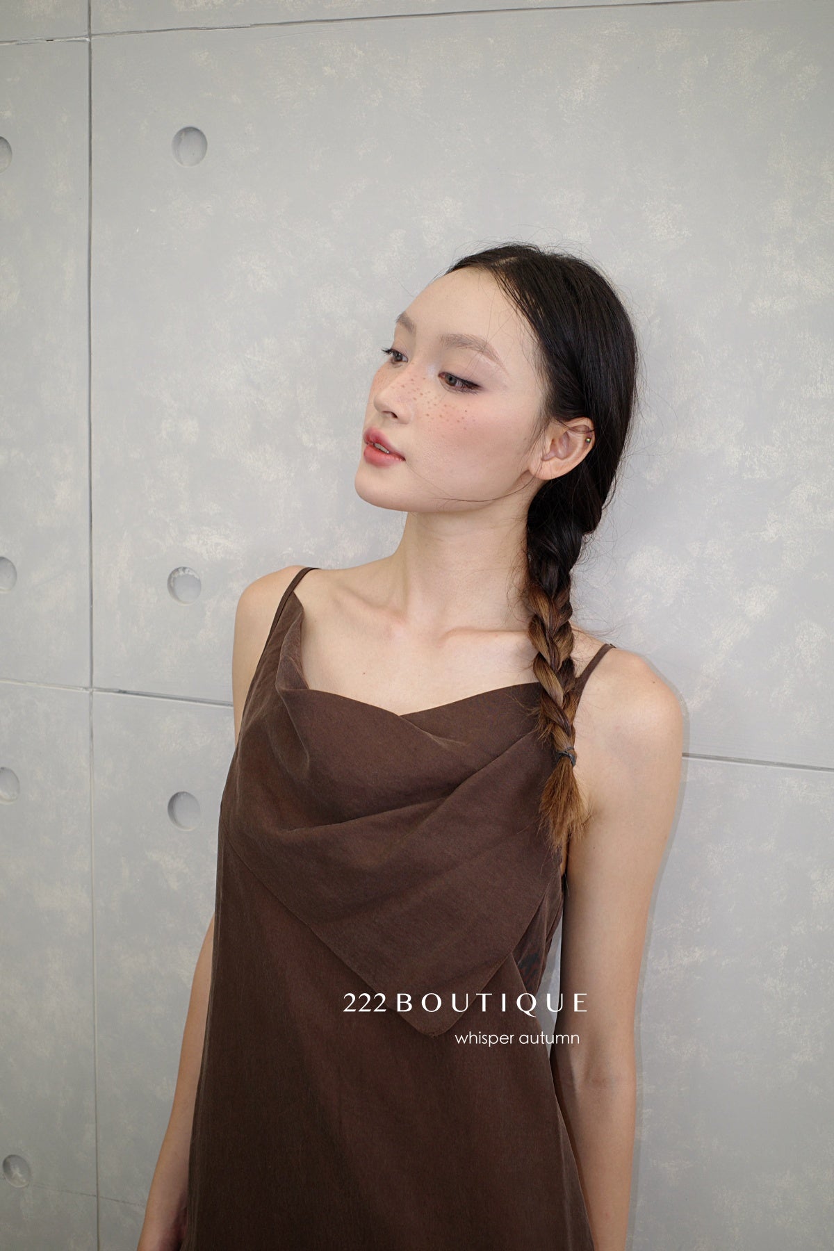 13v12 Linen strappy dress with back cut-out