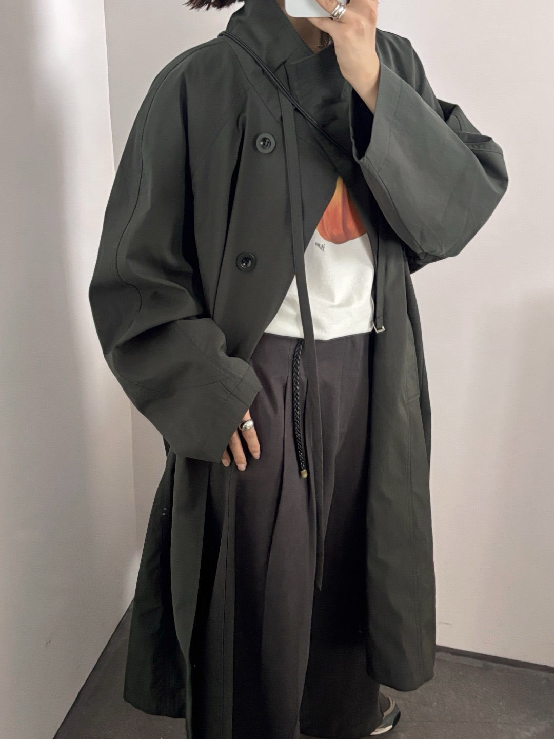 17a33 Trench coat with stand collar