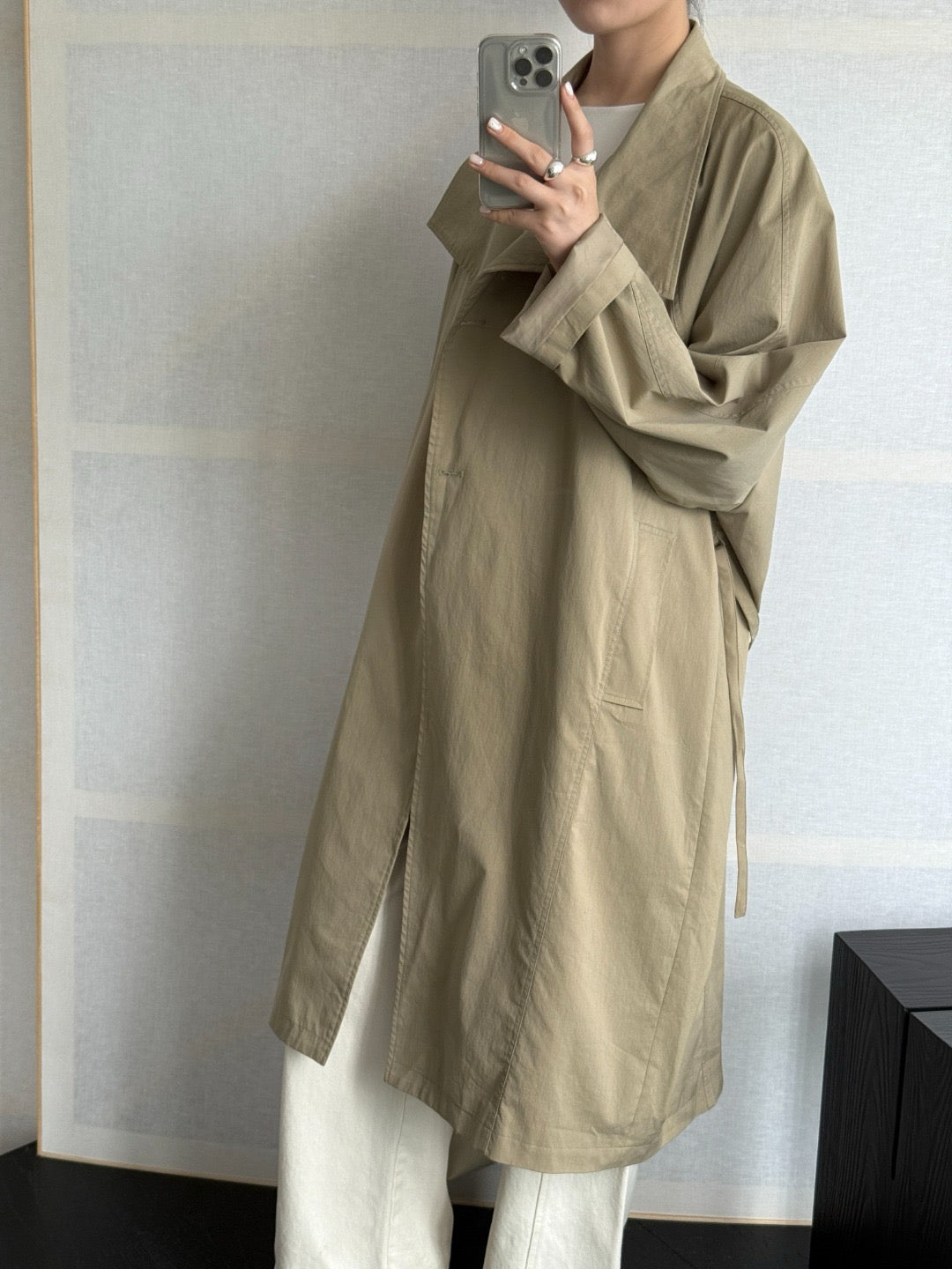 17a33 Trench coat with stand collar