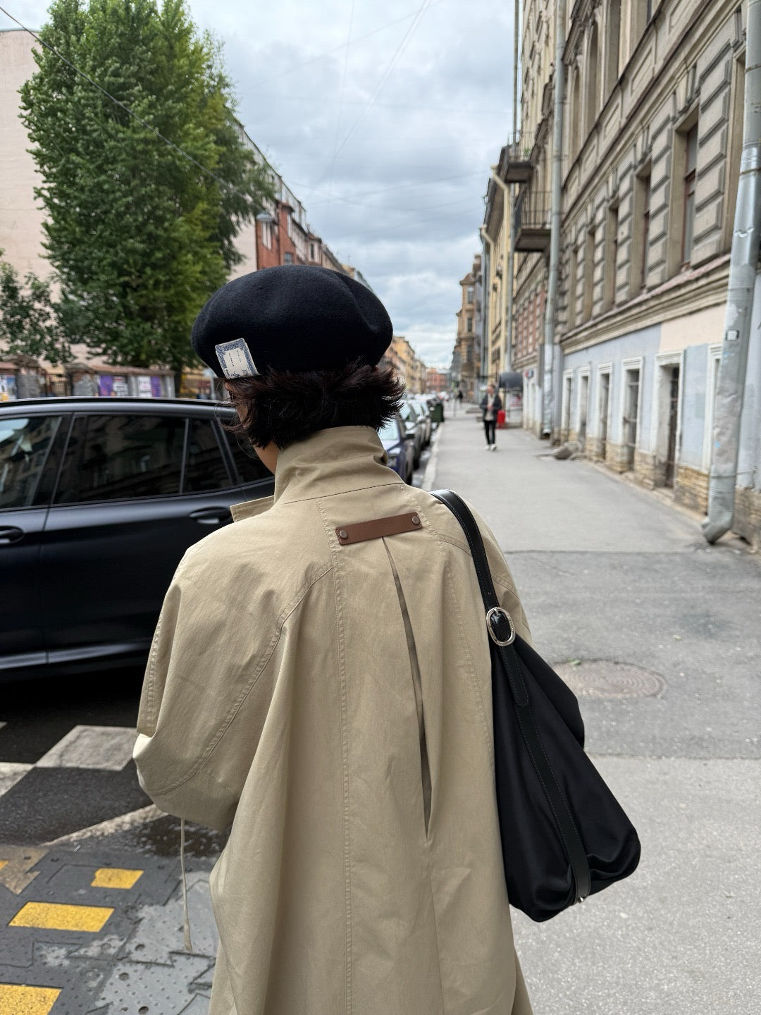 17a33 Trench coat with stand collar