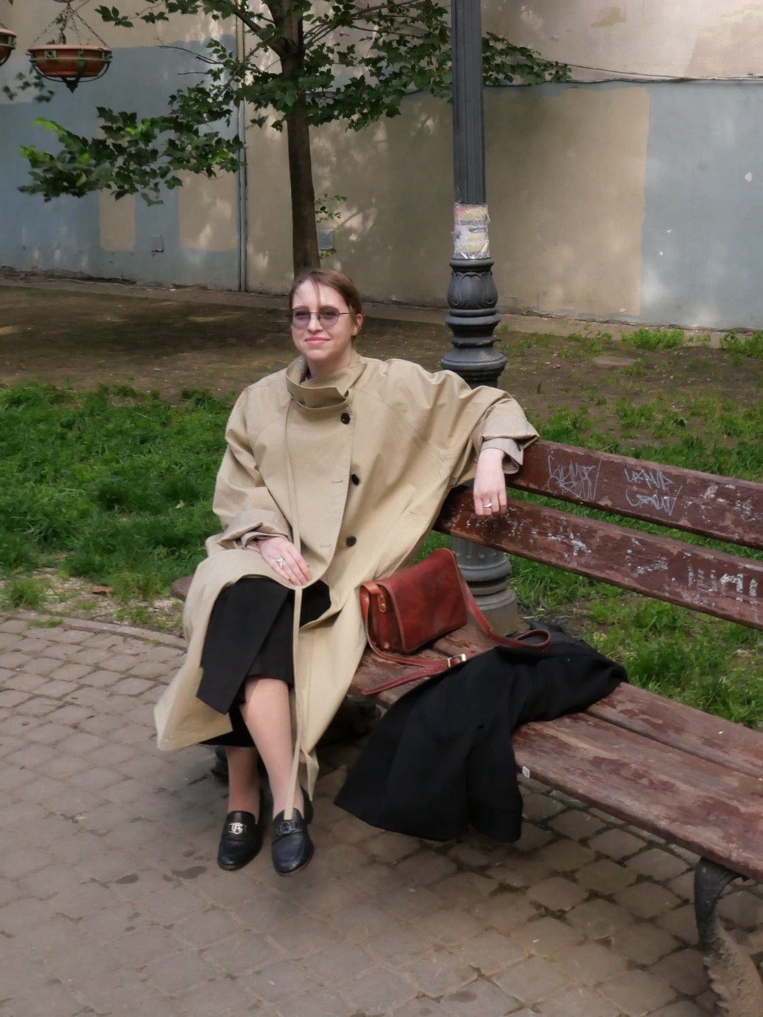 17a33 Trench coat with stand collar