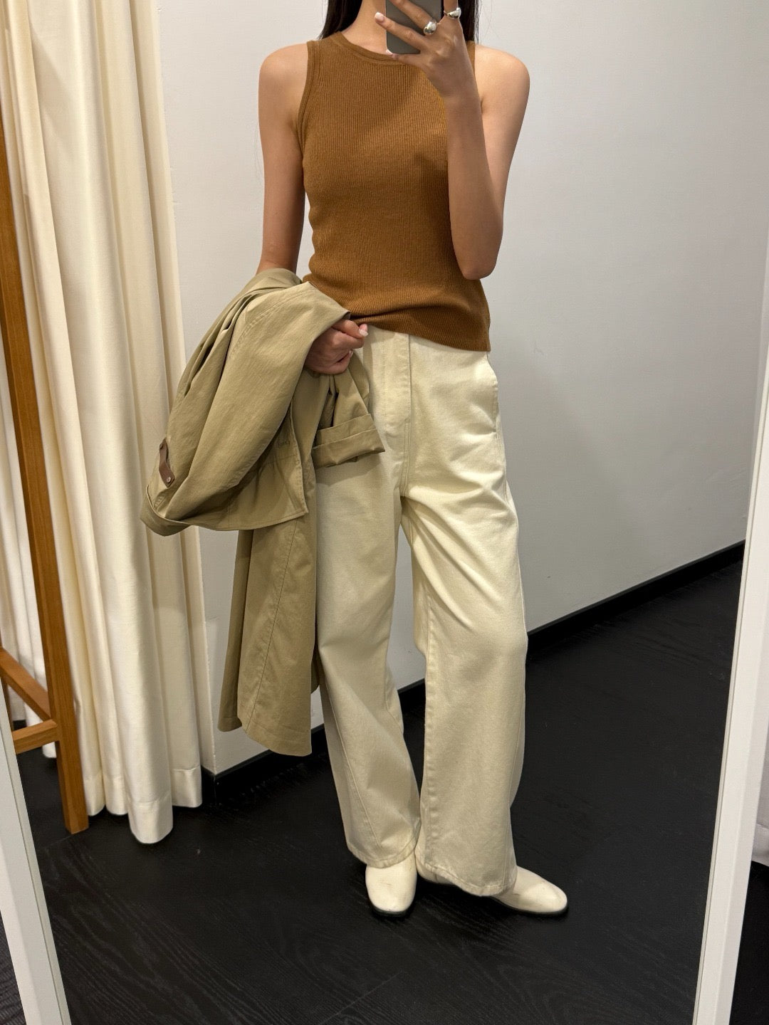 17a33 Trench coat with stand collar