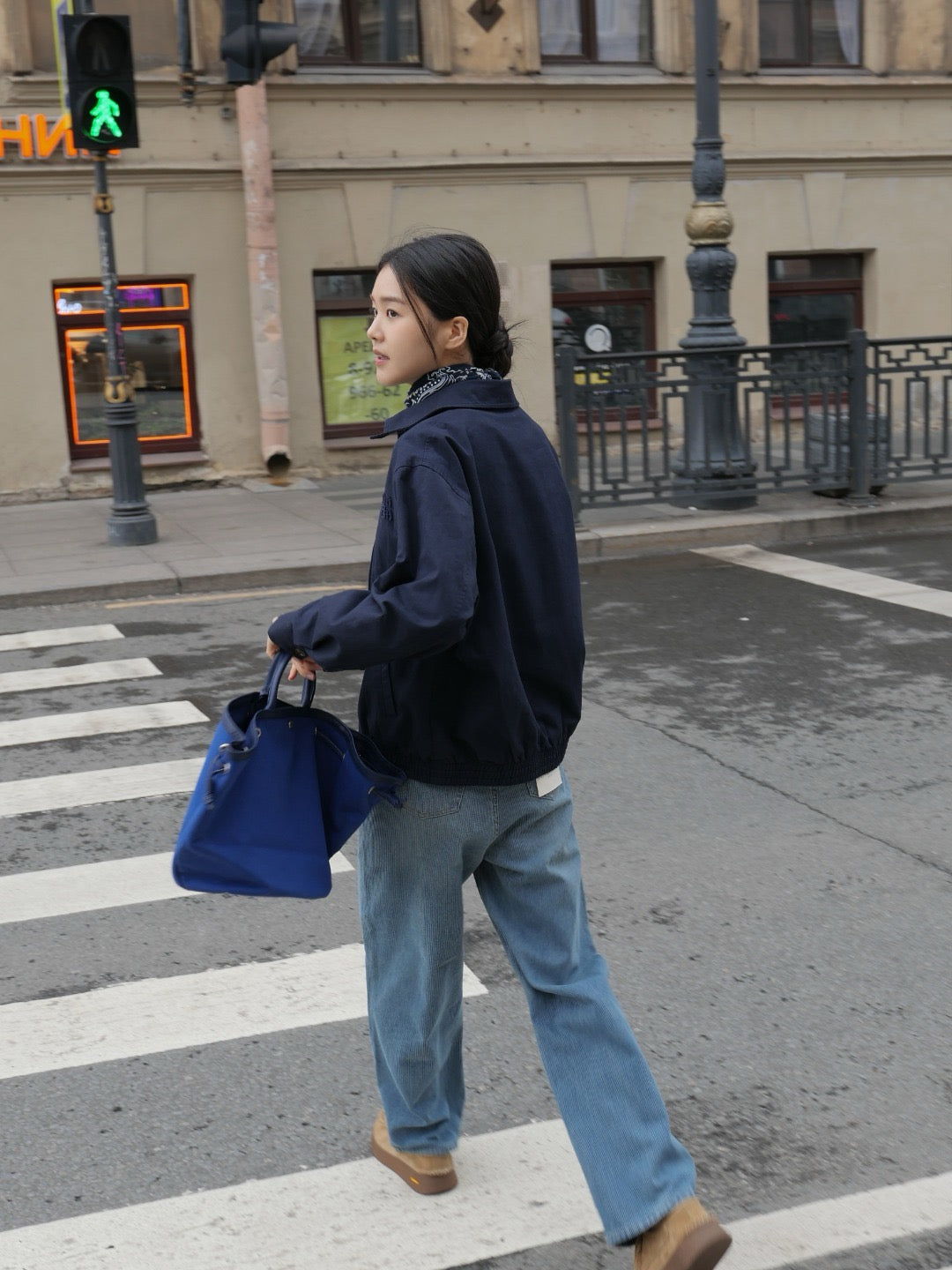 17q23 Straight-leg jeans