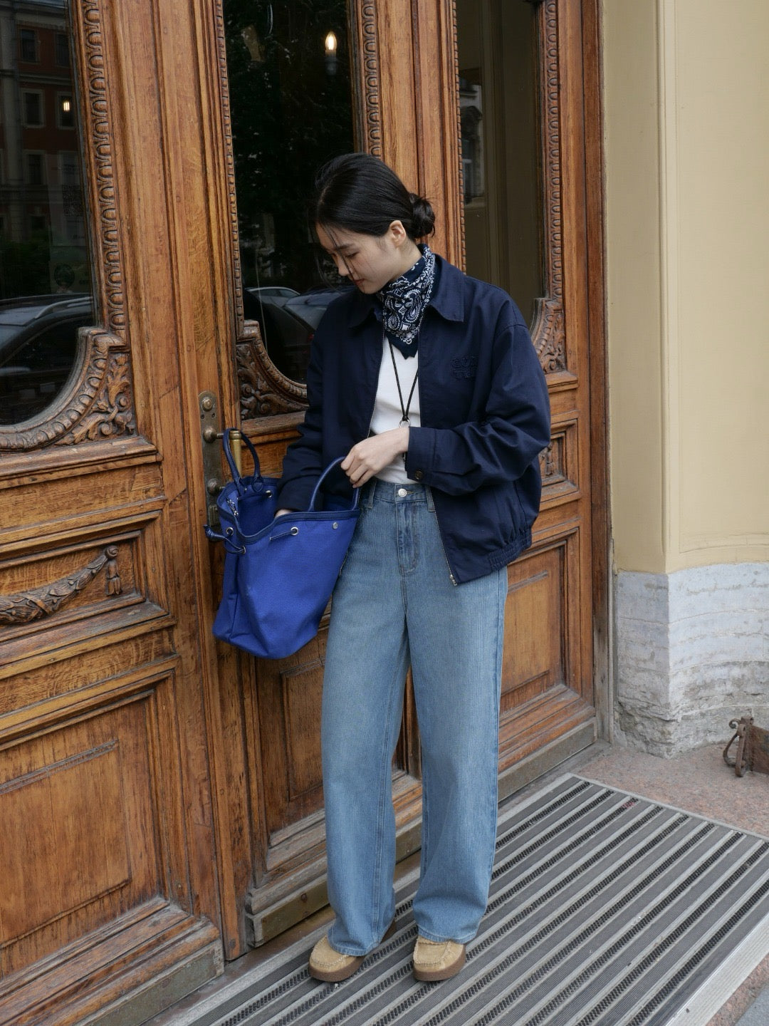 17q23 Straight-leg jeans