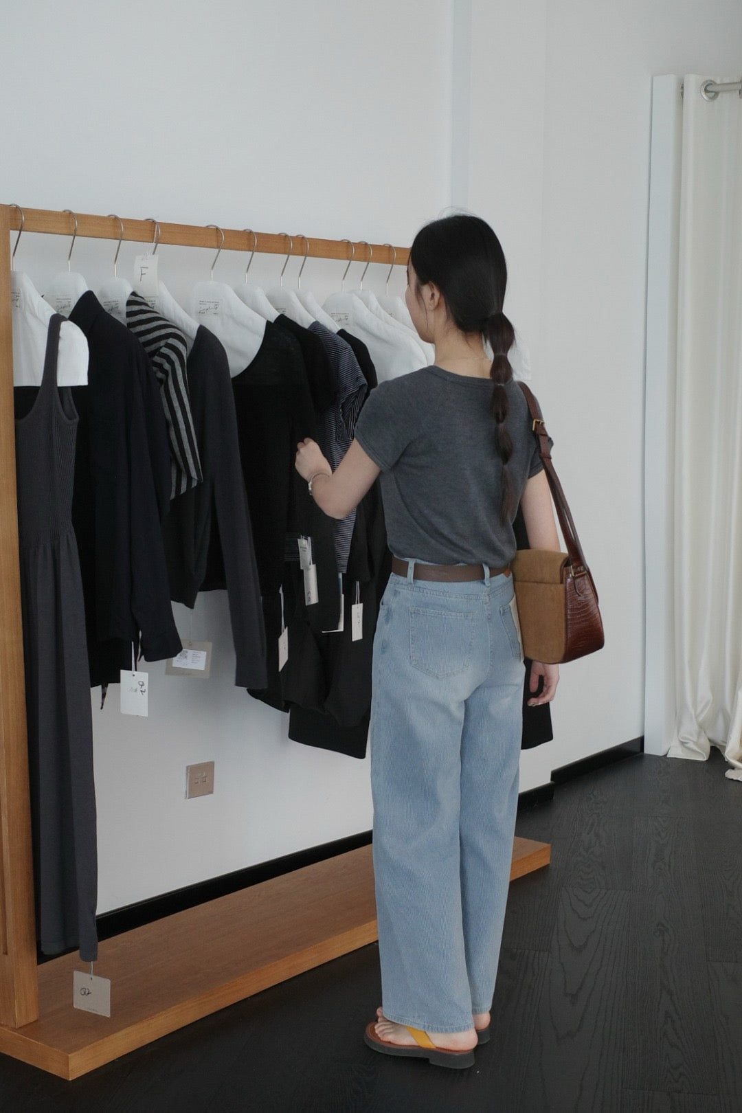 17q23 Straight-leg jeans