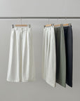 17q24 Basic wool-blend khaki shorts with elastic waist