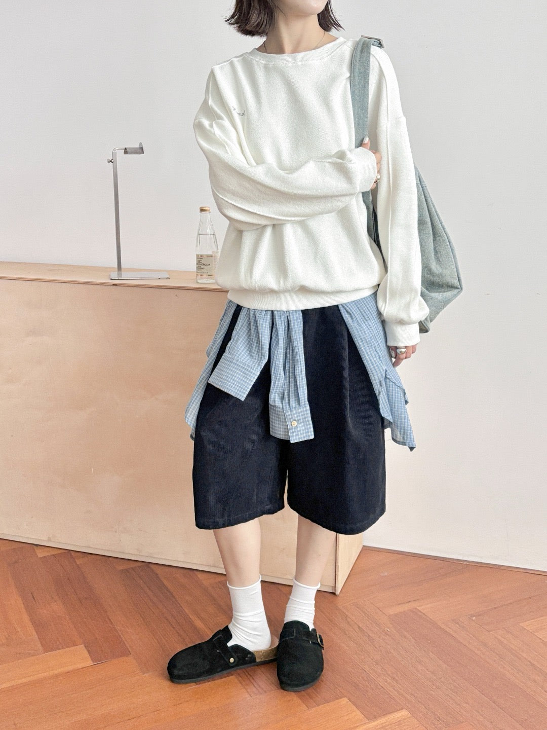 17a34 Basic crew-neck sweater
