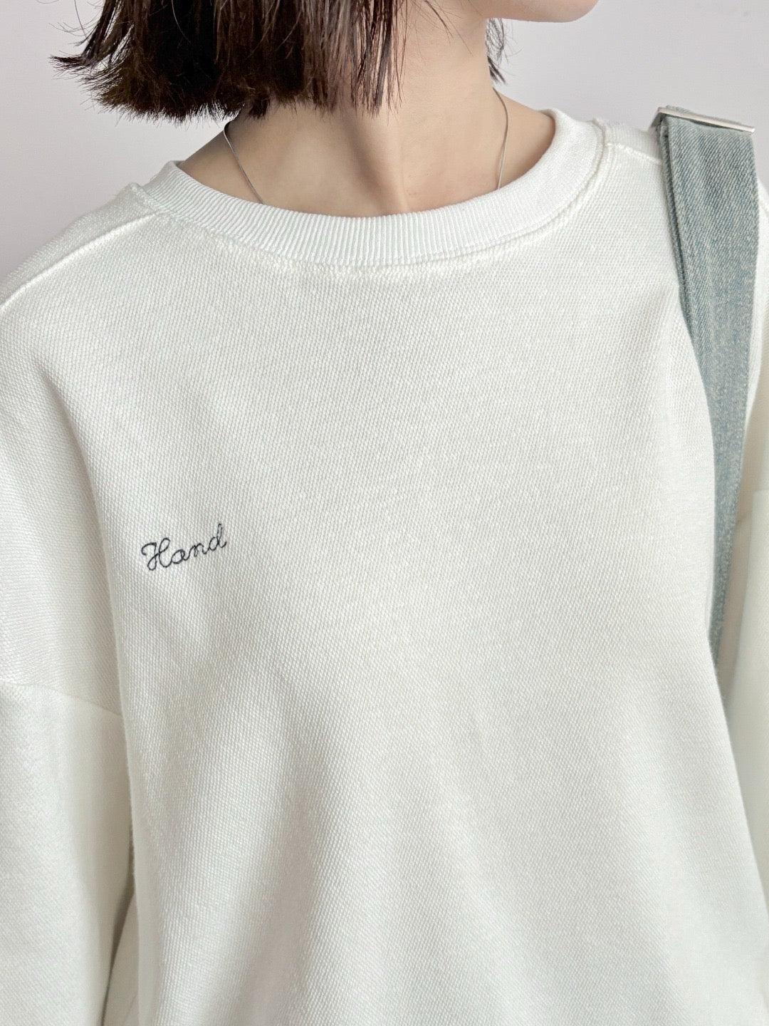 17a34 Basic crew-neck sweater