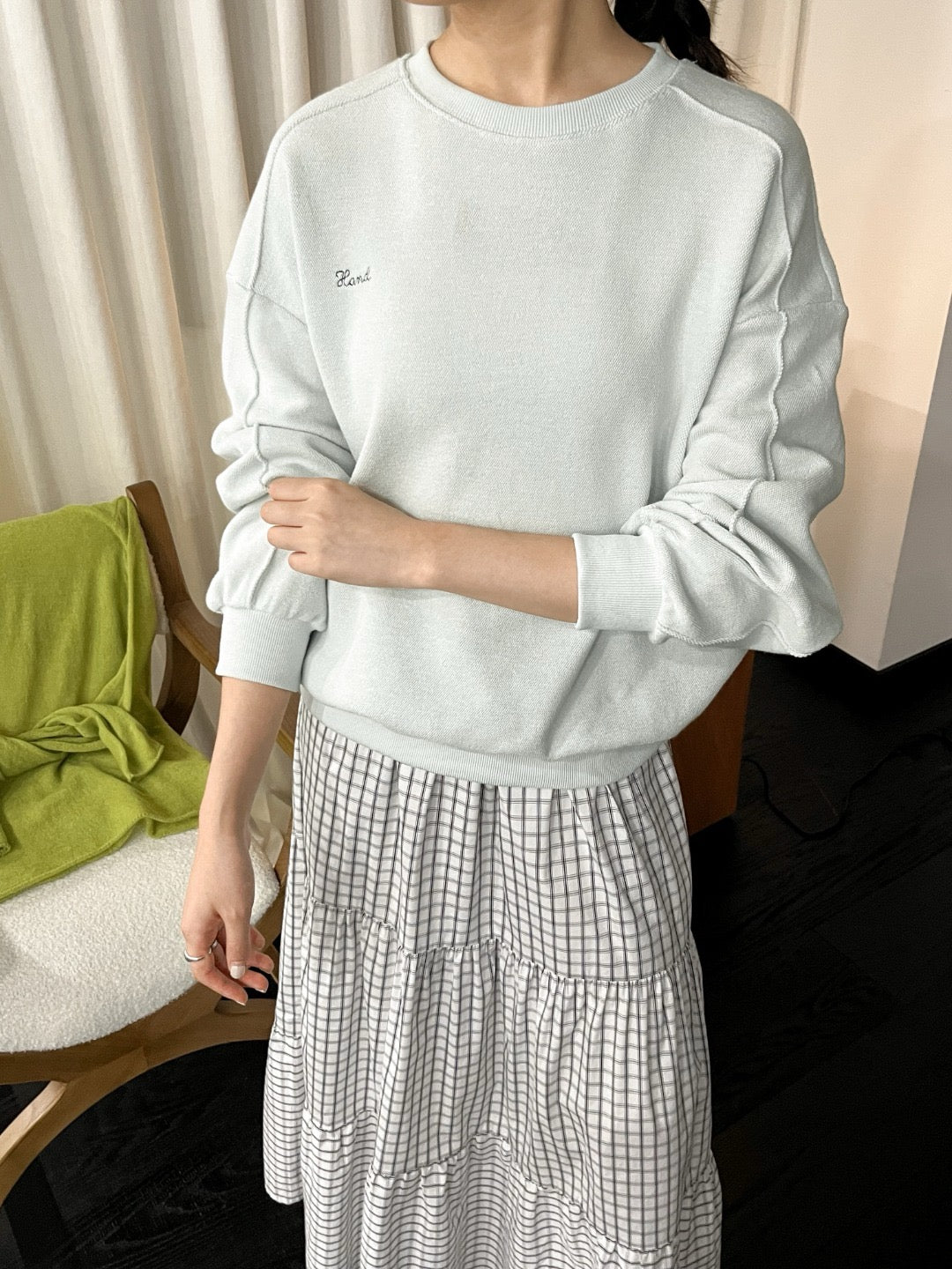 17a34 Basic crew-neck sweater