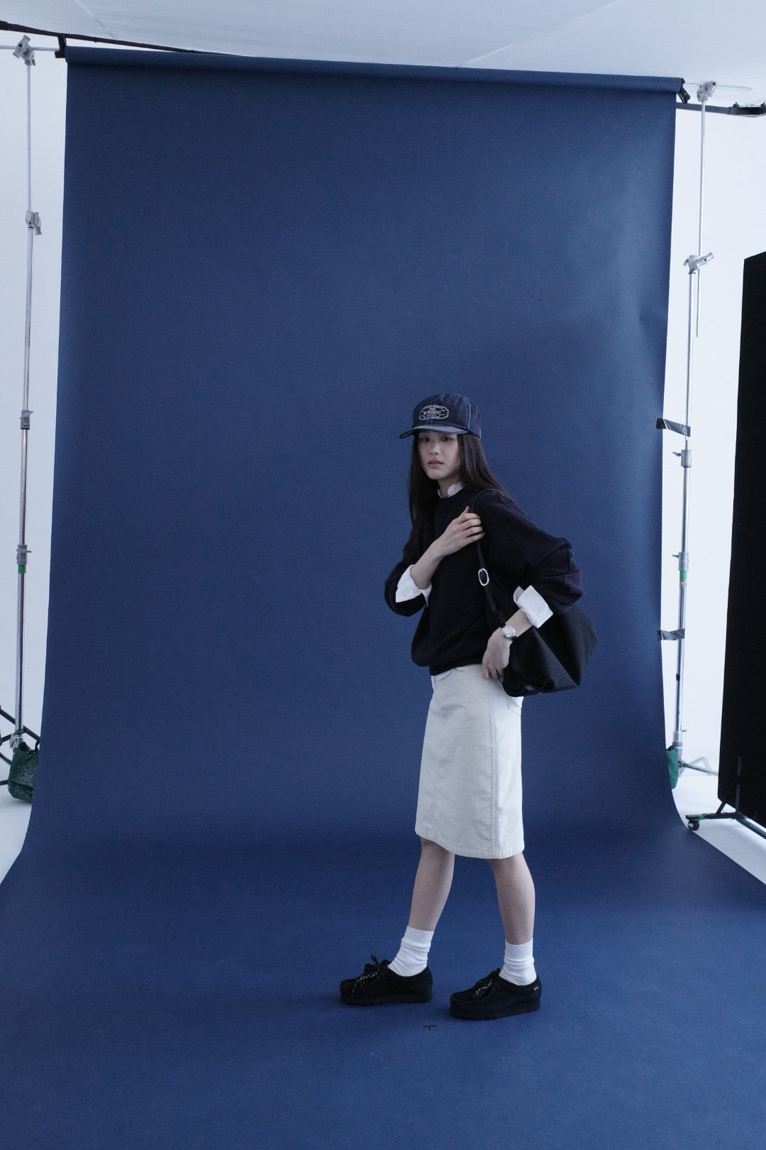 17a34 Basic crew-neck sweater