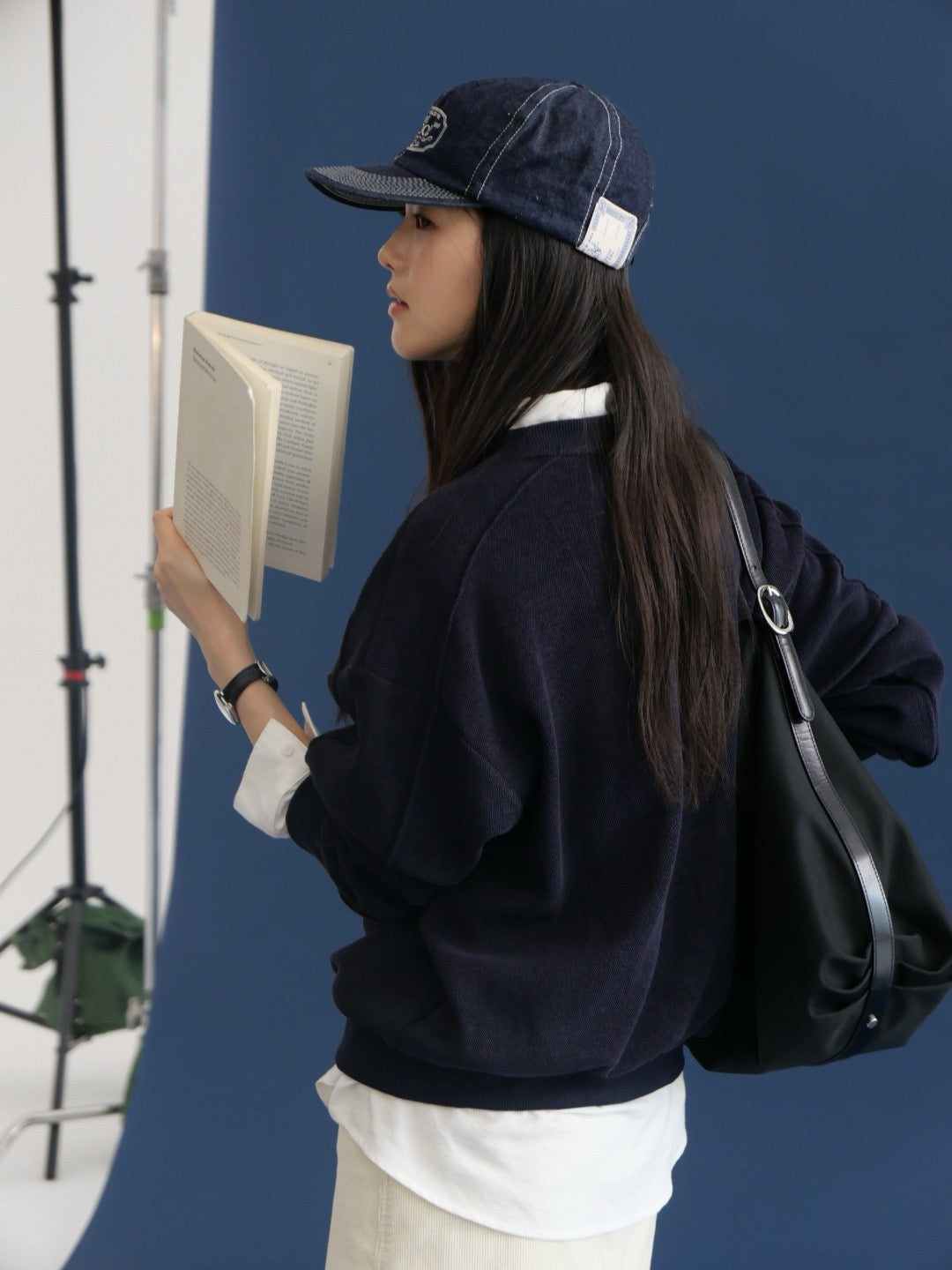 17a34 Basic crew-neck sweater