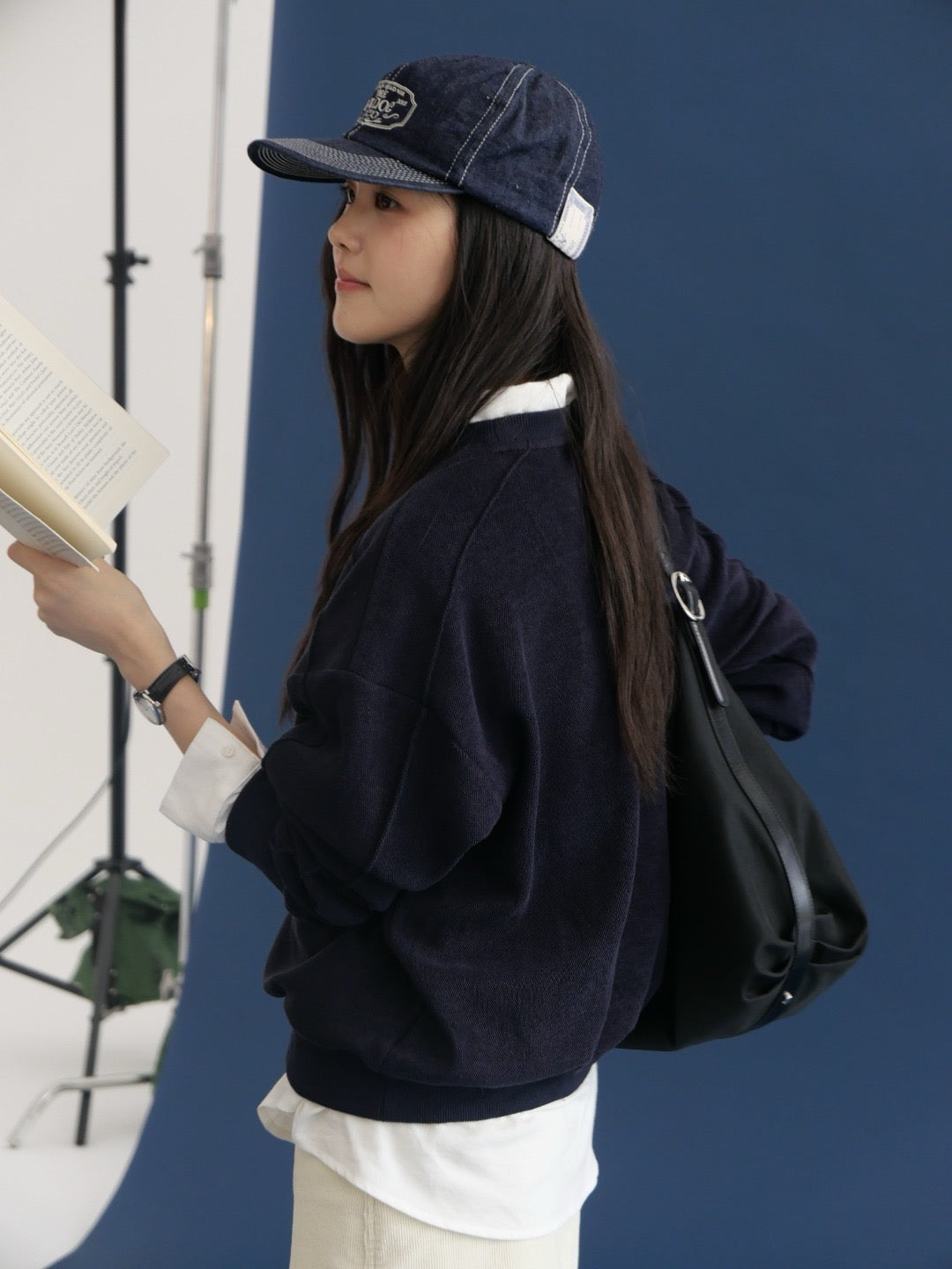 17a34 Basic crew-neck sweater