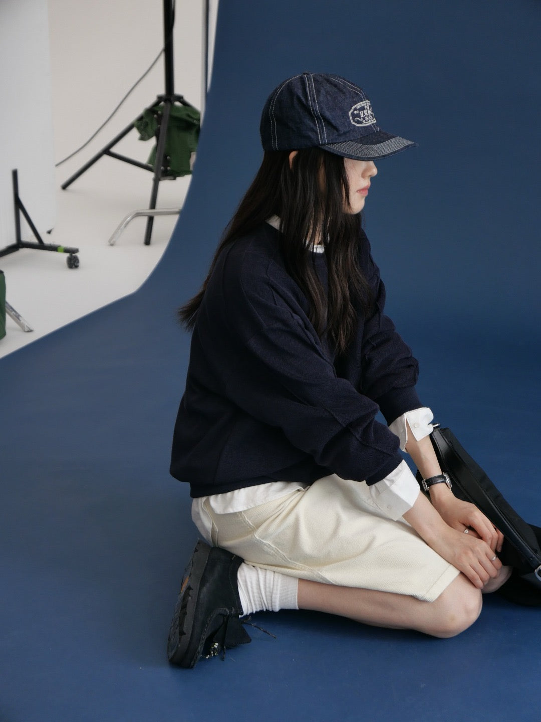17a34 Basic crew-neck sweater