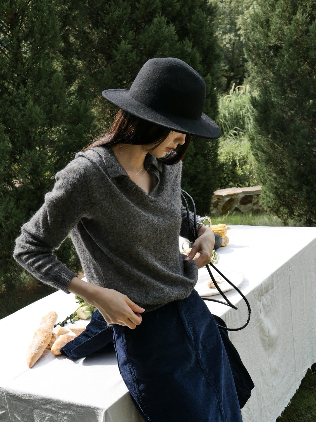 17v2 Corduroy midi skirt
