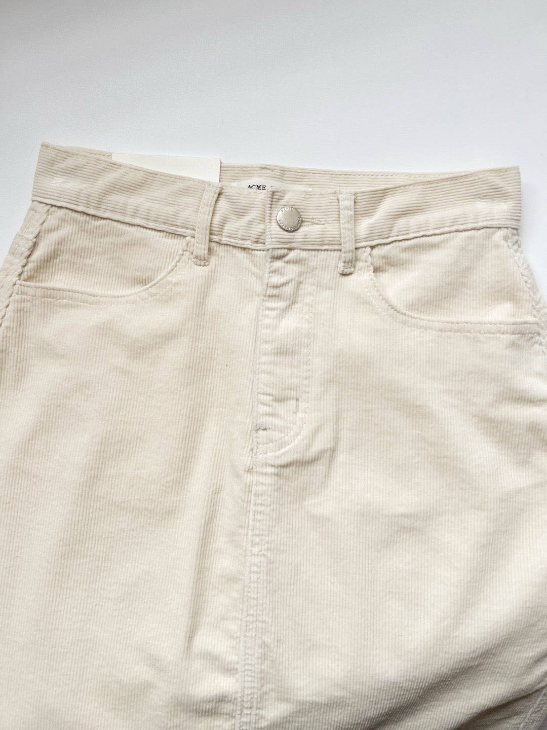 17v2 Corduroy midi skirt