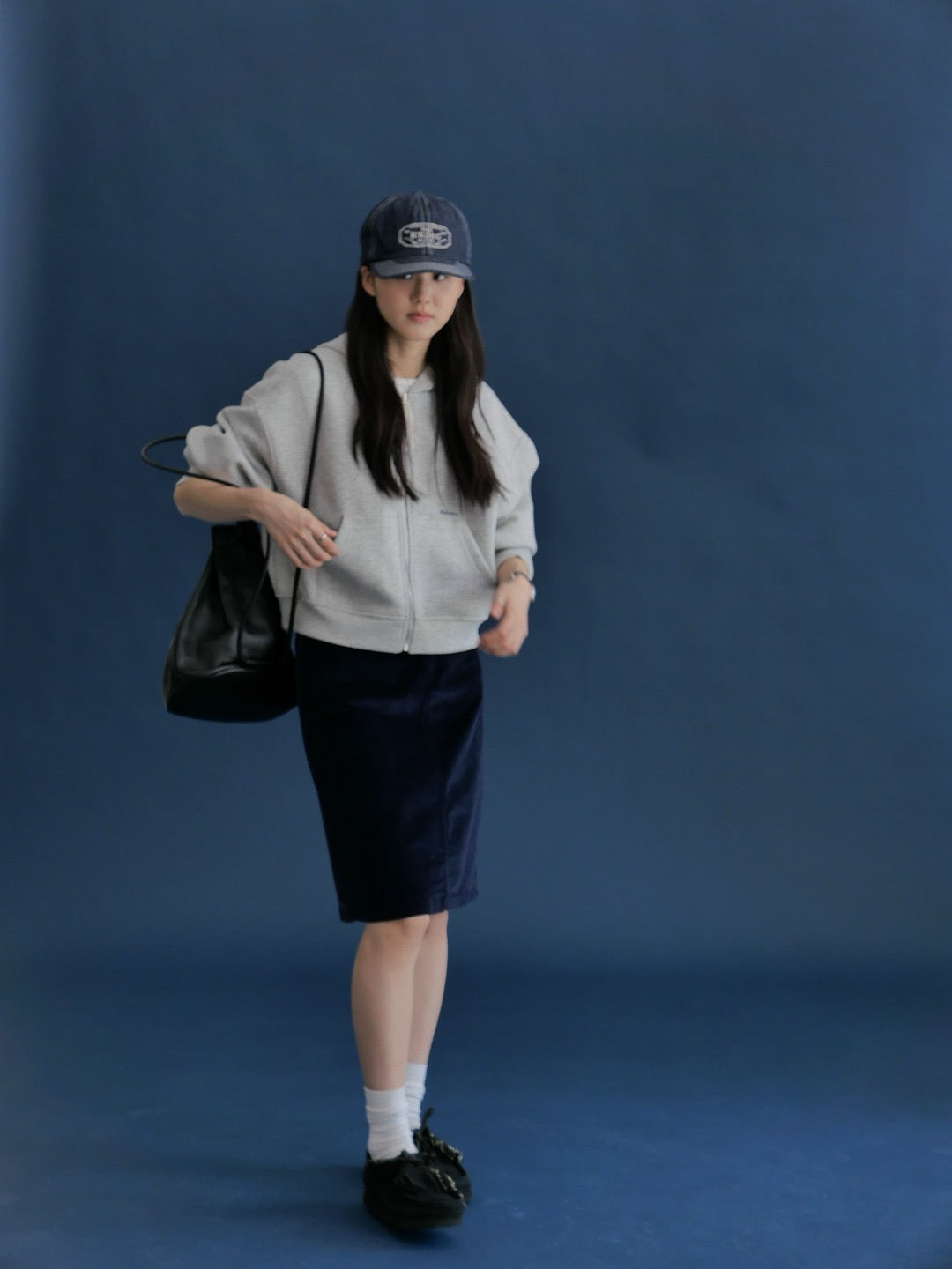 17v2 Corduroy midi skirt