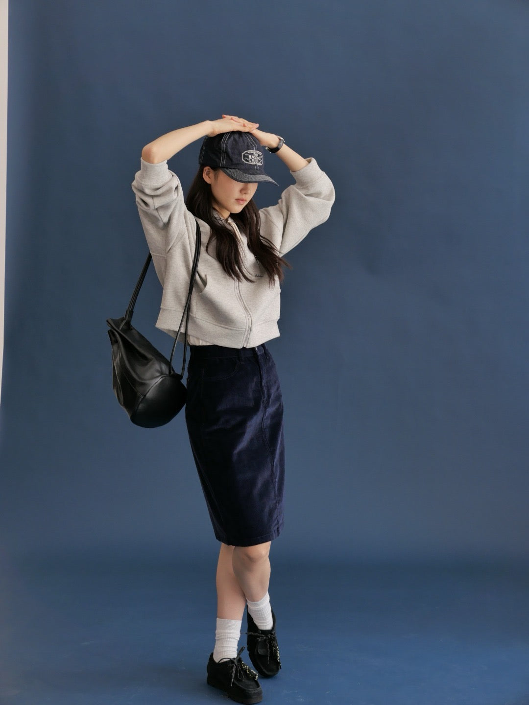17v2 Corduroy midi skirt