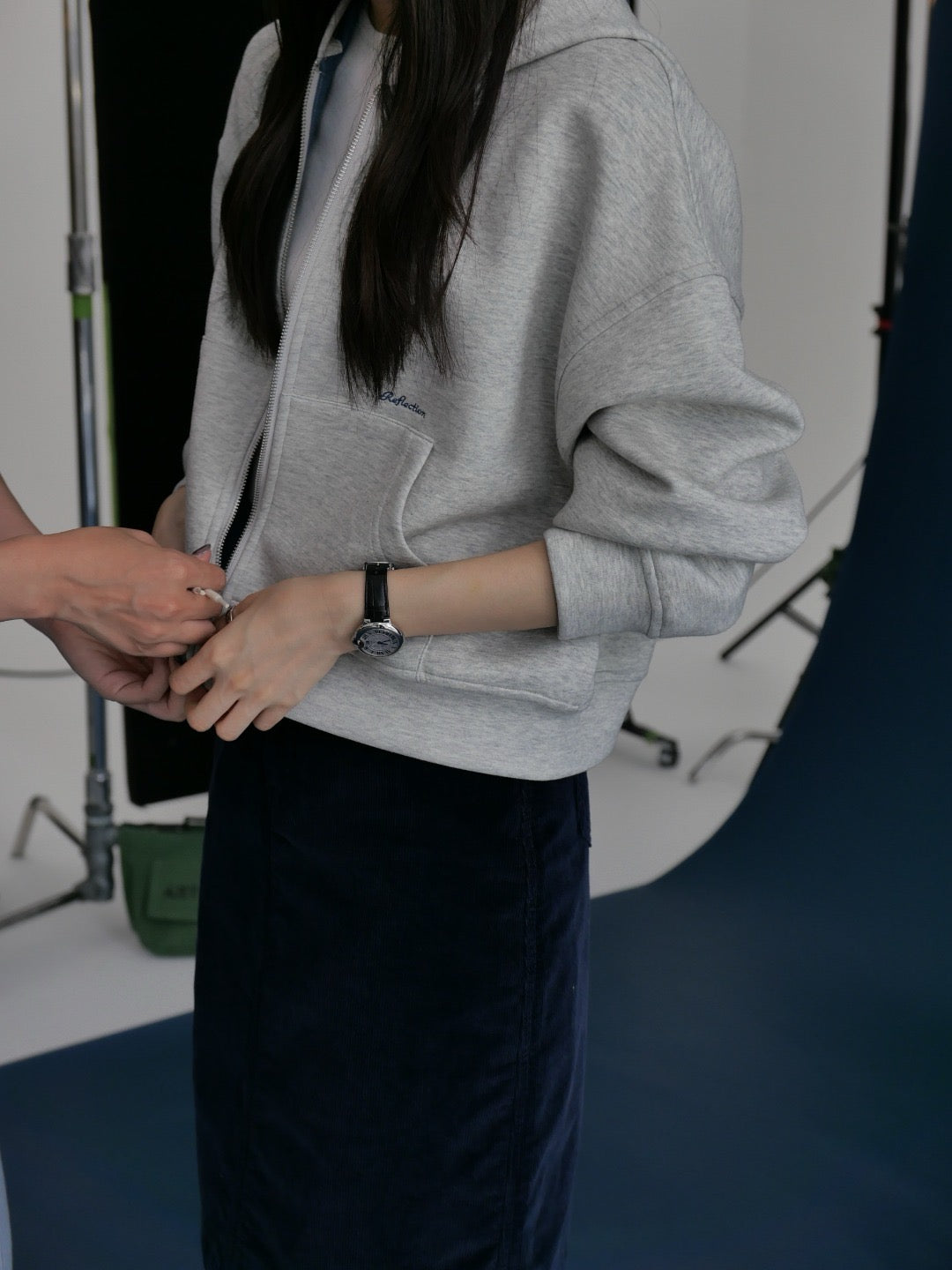 17v2 Corduroy midi skirt