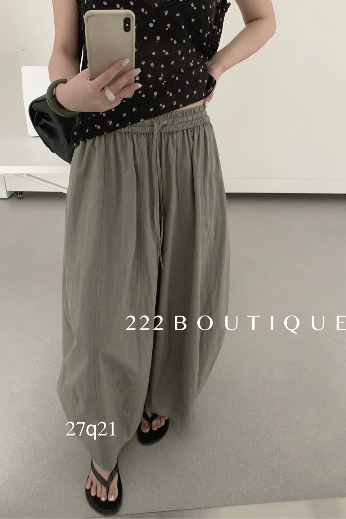 27q21- BALLOON LINEN PANTS