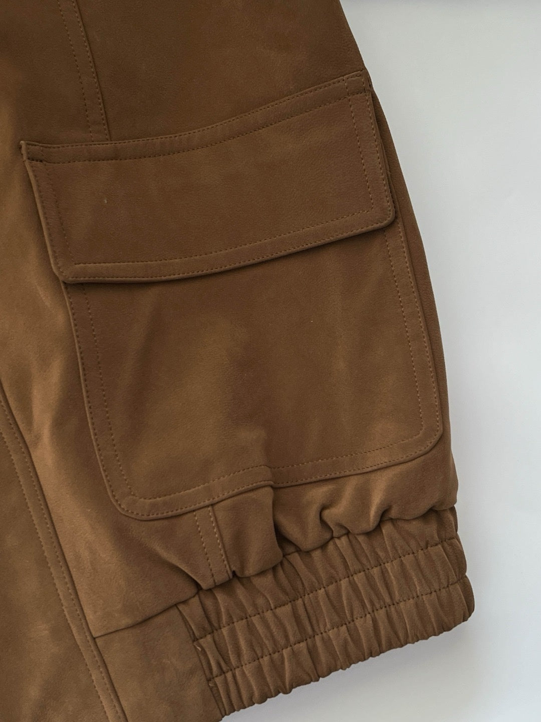 17a39 Long leather coat