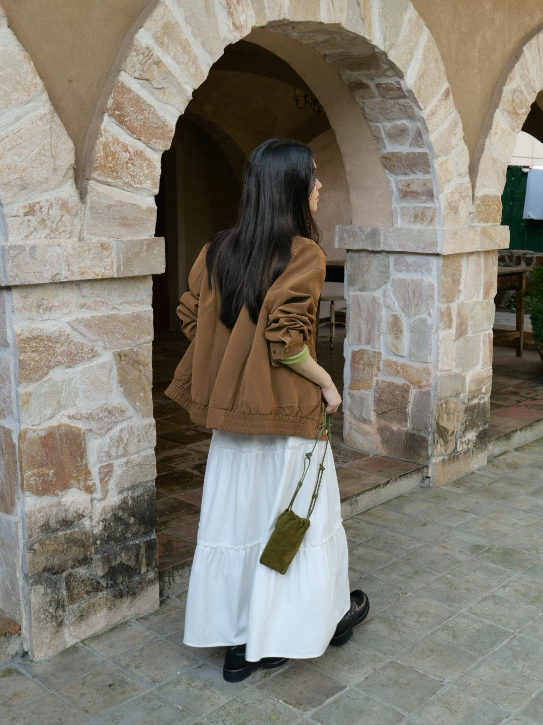 17a39 Long leather coat