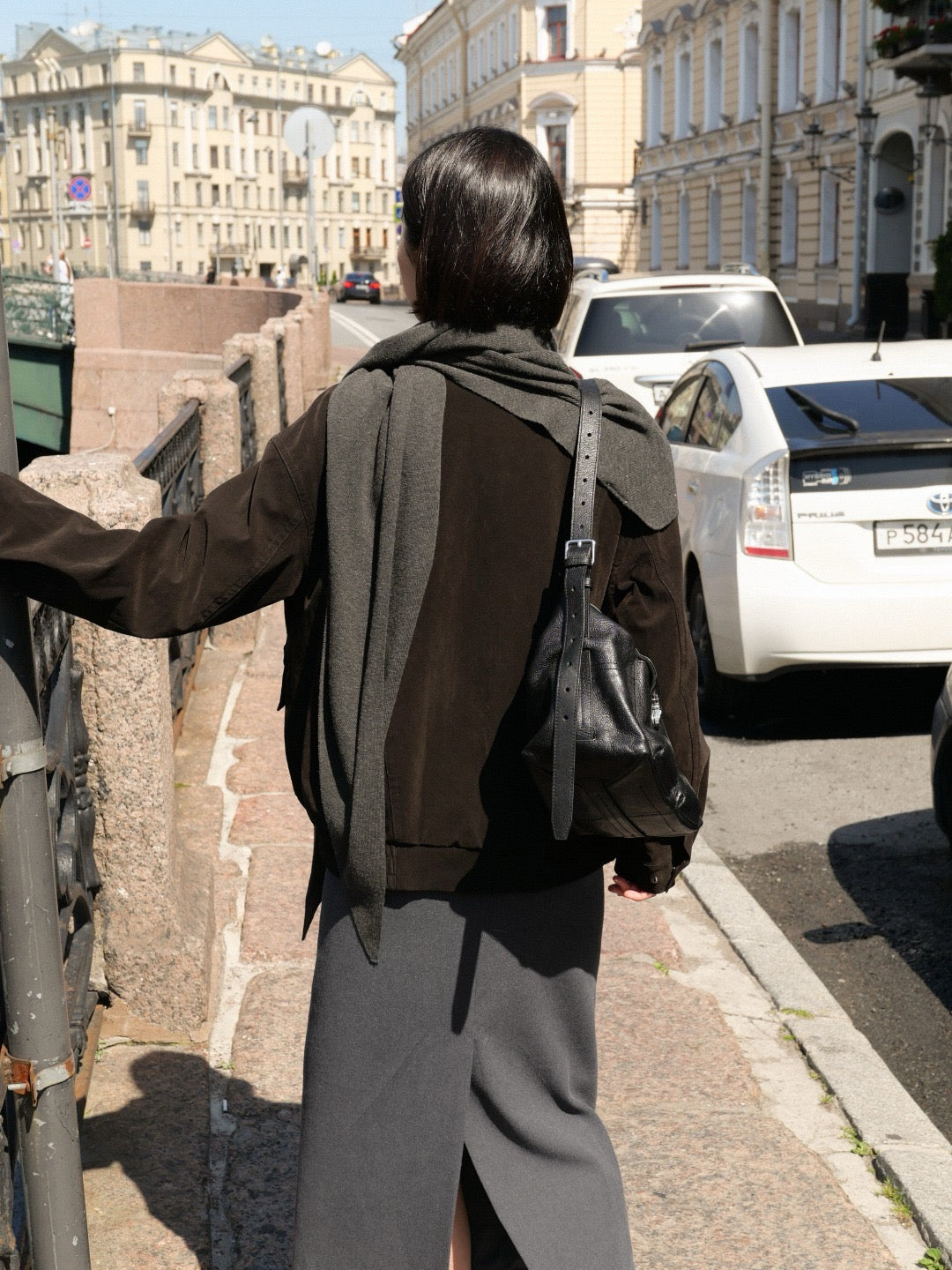 17a39 Long leather coat