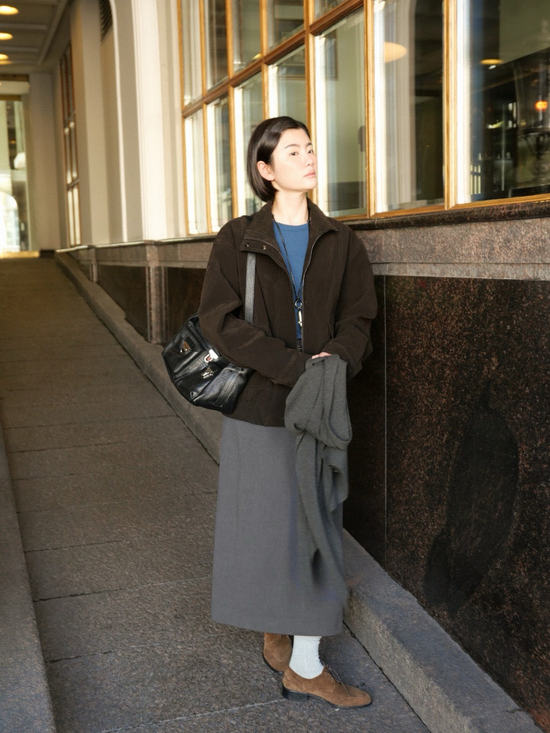 17a39 Long leather coat