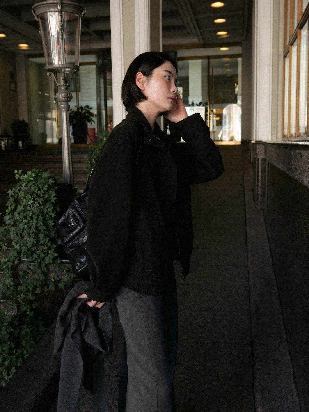 17a39 Long leather coat