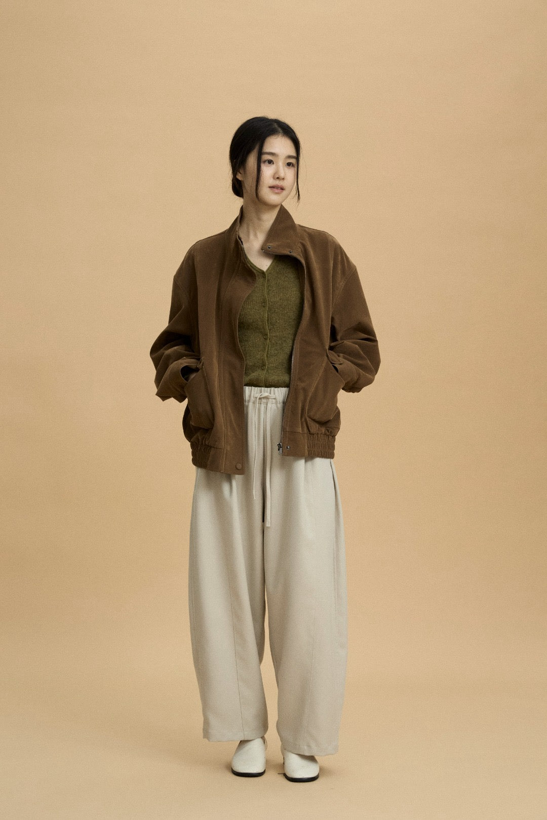 17a39 Long leather coat
