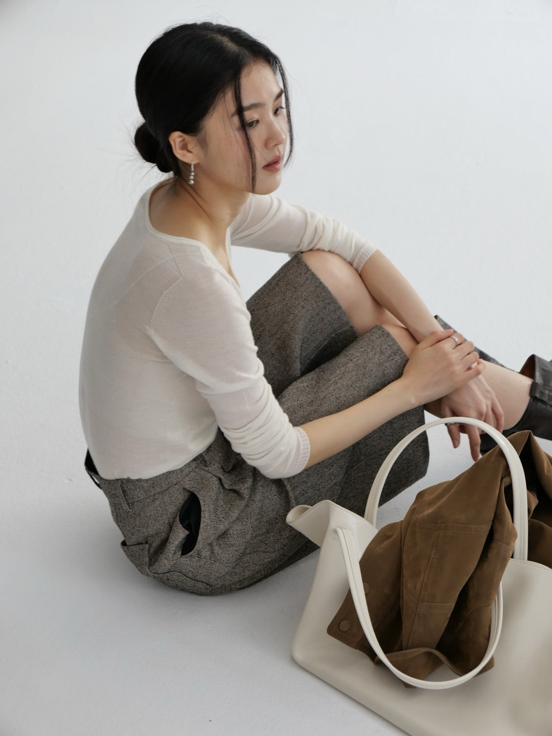 17a39 Long leather coat
