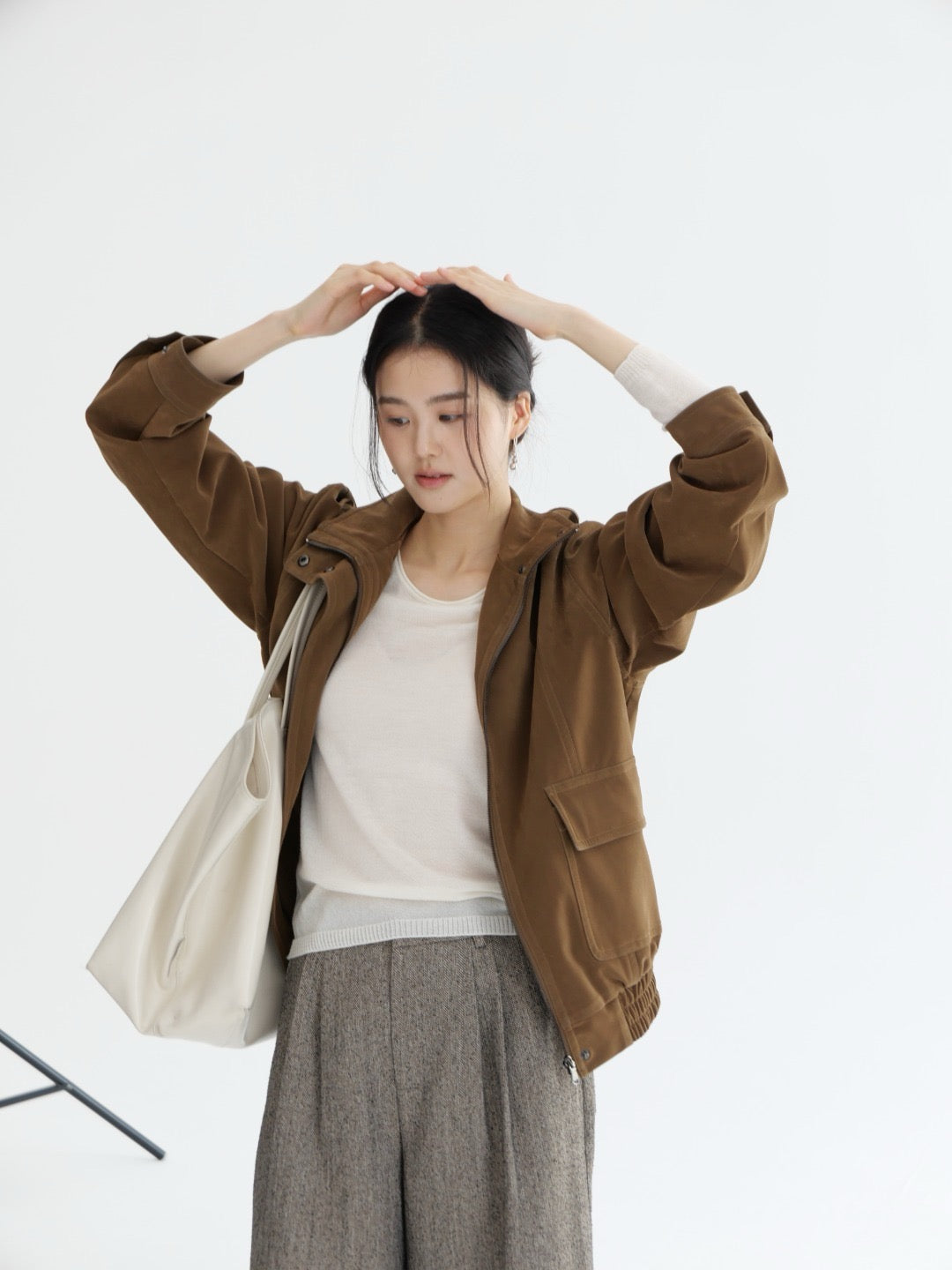 17a39 Long leather coat